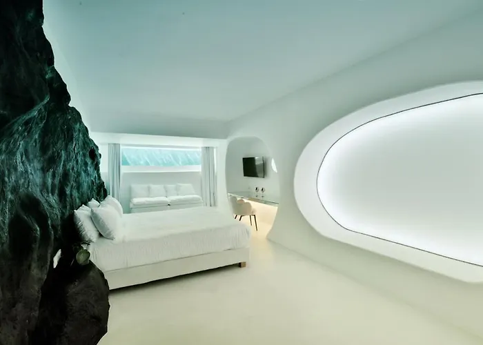 Million Stars Mykonos 5*