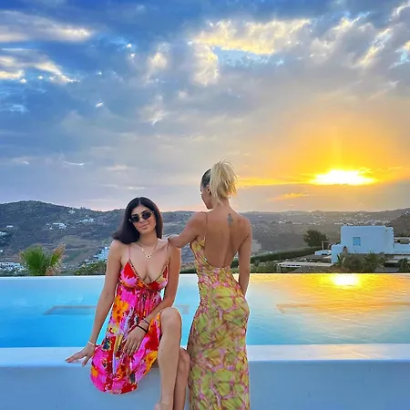 Million Stars Mykonos Калафатис