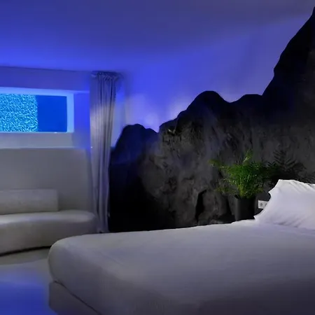 Million Stars Mykonos, Iconic By Design Καλαφάτη