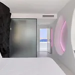 Million Stars Mykonos, Iconic By Design 호텔 5*